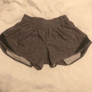 Lululemon Hotty hot running shorts